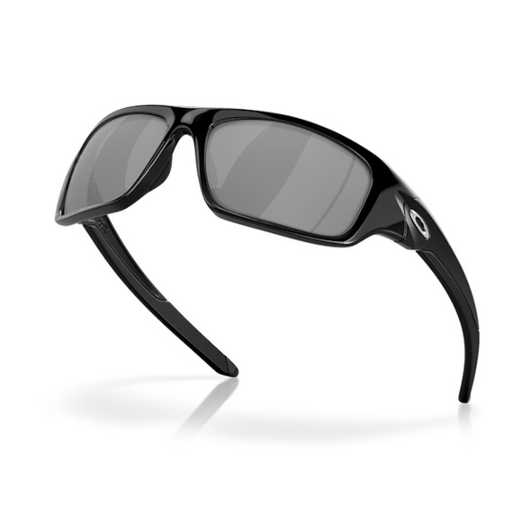 NEW Oakley Valve Sunglasses - Black Iridium Lenses, 
Polished Black Frame - Picture 1 of 13